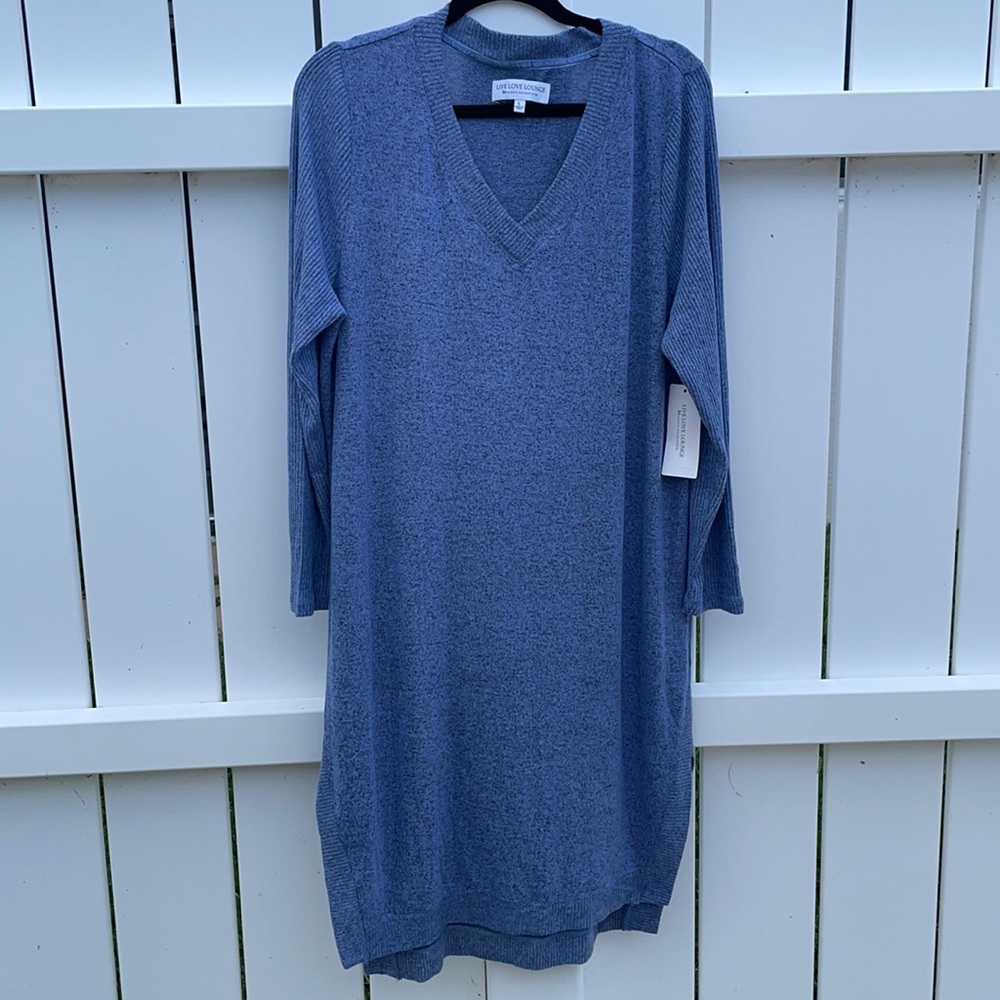 Lounge wear night gown long sleeve extremely soft